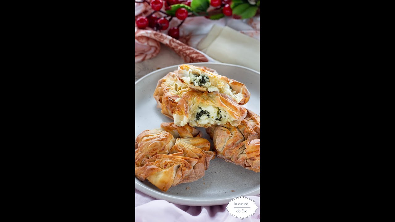 Borek Feta E Spinaci Cotto Nella Friggitrice Ad Aria Croccante Fuori