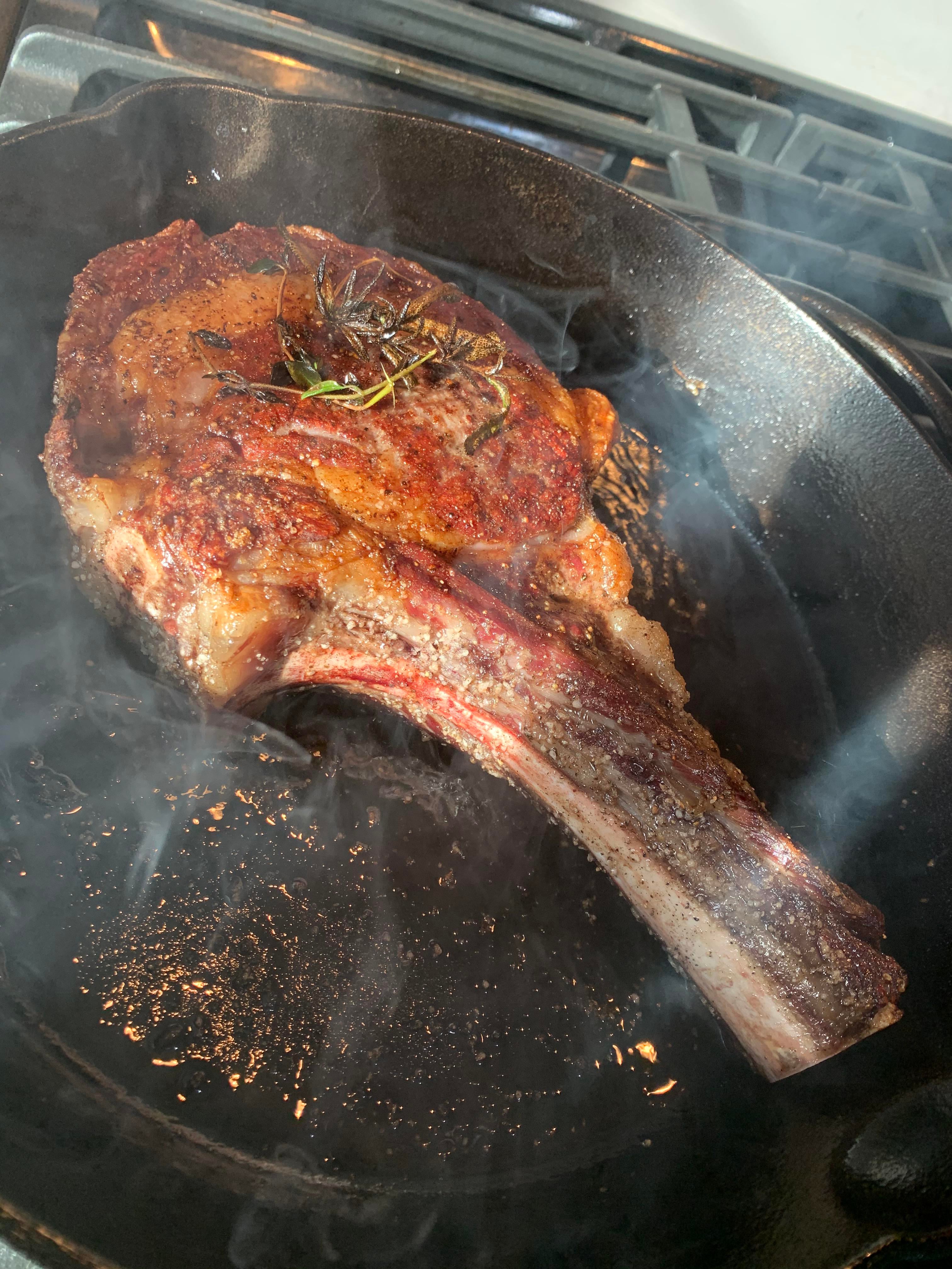 Reverse seared 42 day dry aged tomahawk 🥩 - Dining and Cooking