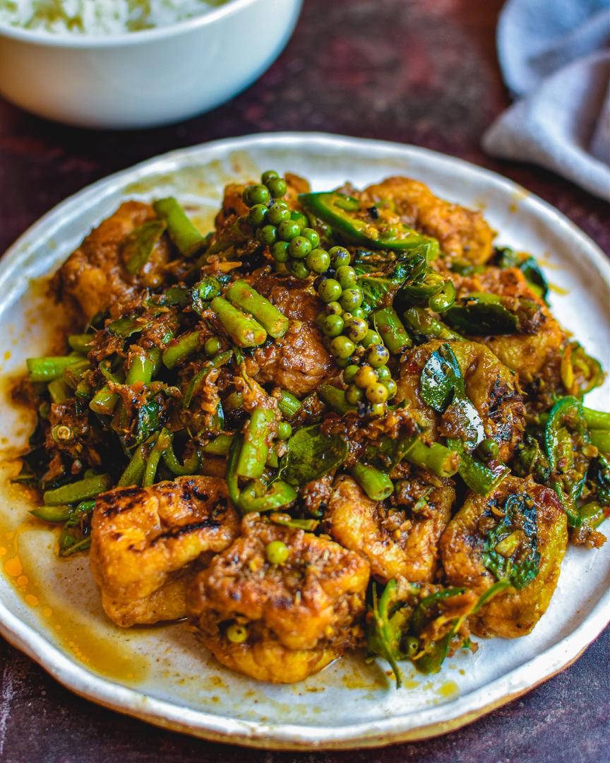 Thai Dry Red Curry With Tofu Puffs Snake Beans And Fresh Green Peppercorns Dining And Cooking