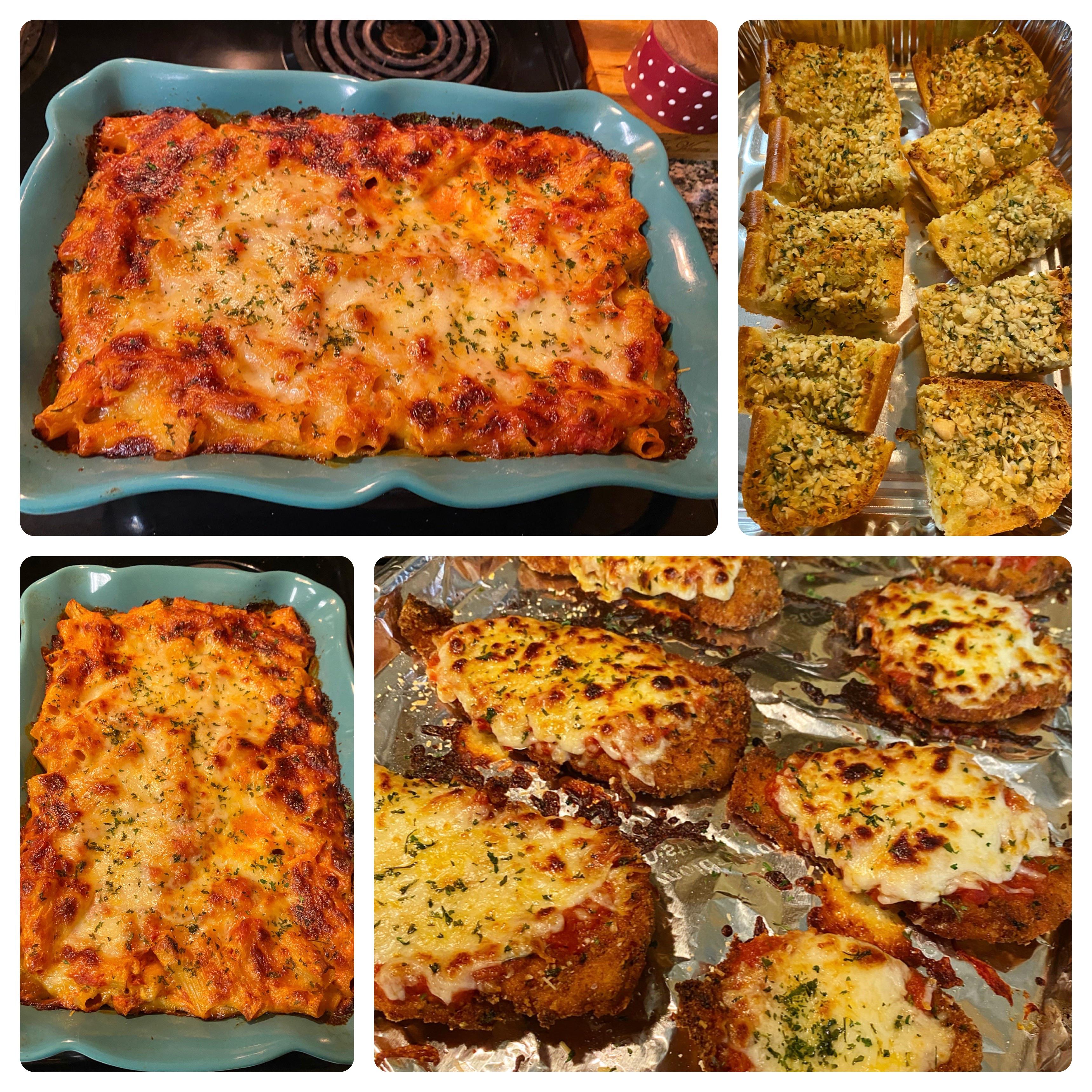 Baked Ziti, Chicken Parmesan, and Garlic Bread. 🍝 🌿 🧄 - Dining and Cooking