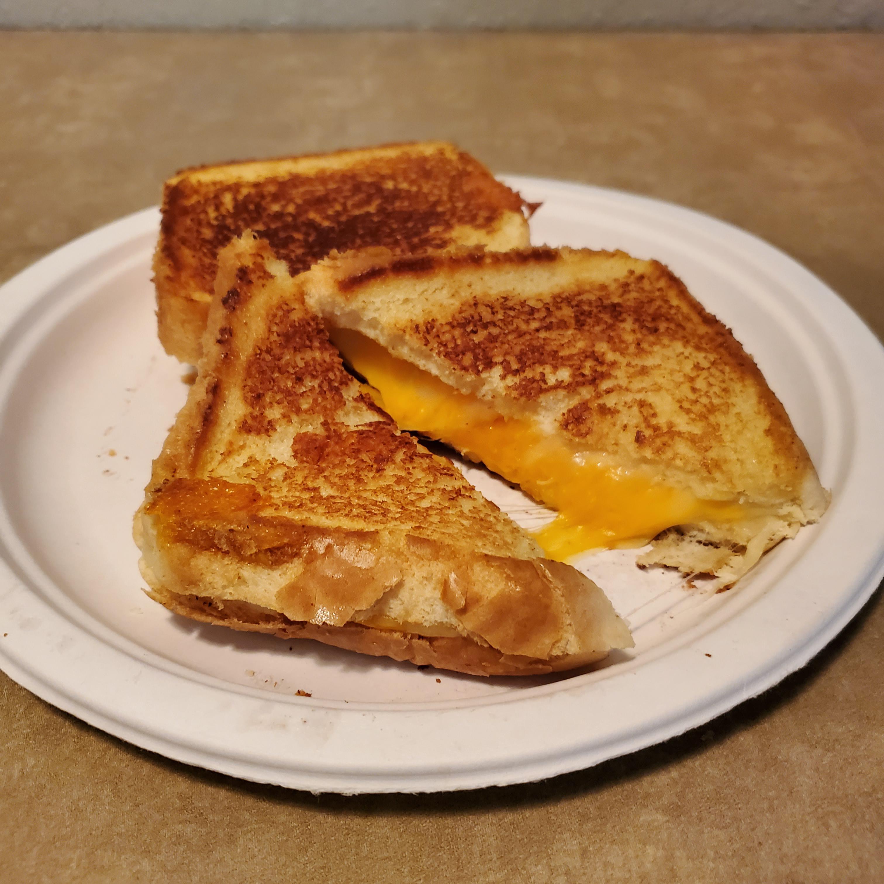 Here's a perfect grilled cheese for your lunchtime enjoyment. - Dining ...