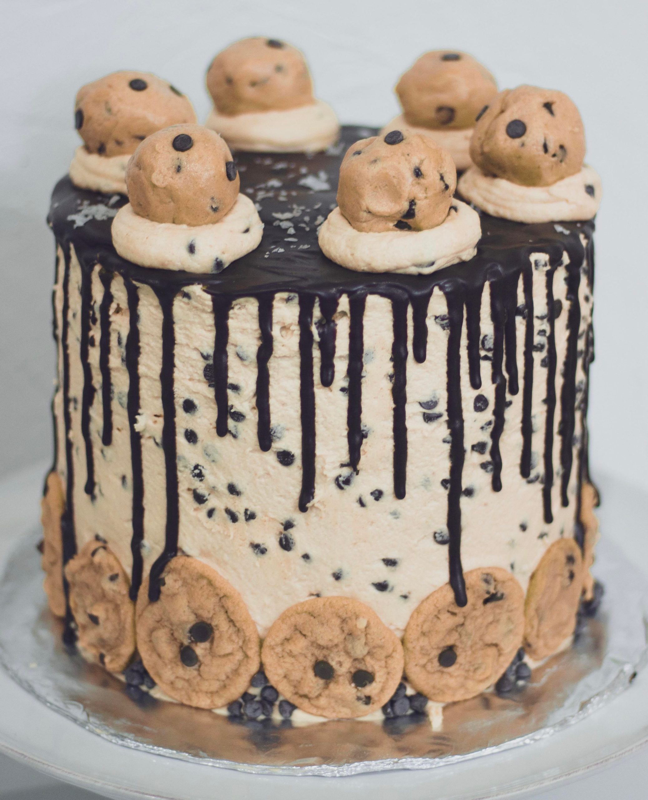 Humongous Cookie Dough Cake I Made For My Sons Birthday Vanilla Chocolate Chip Cake Layers 3927