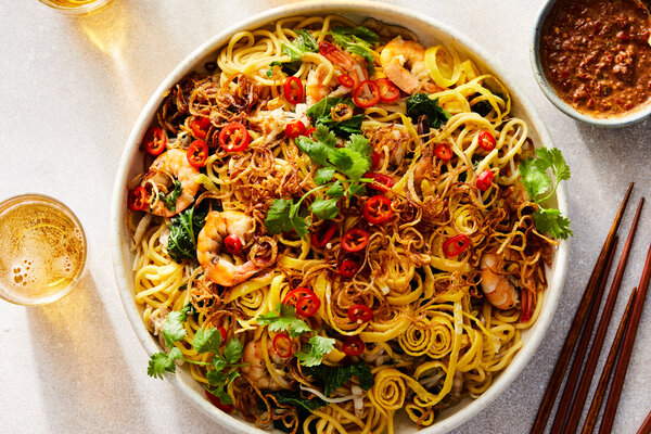 Nonya Hokkien Stir-Fried Noodles