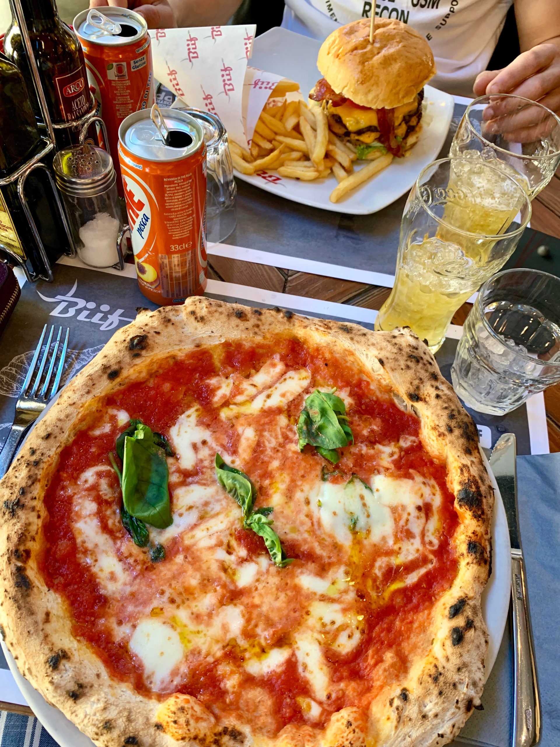 a perfect Pizza from Milano 🍕 ️ - Dining and Cooking