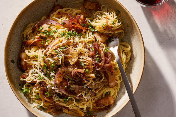 Bacon and Onion Pasta