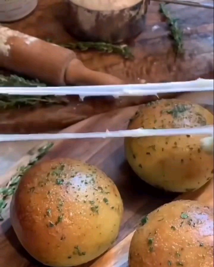 Matcha Herb Cheese Bombs