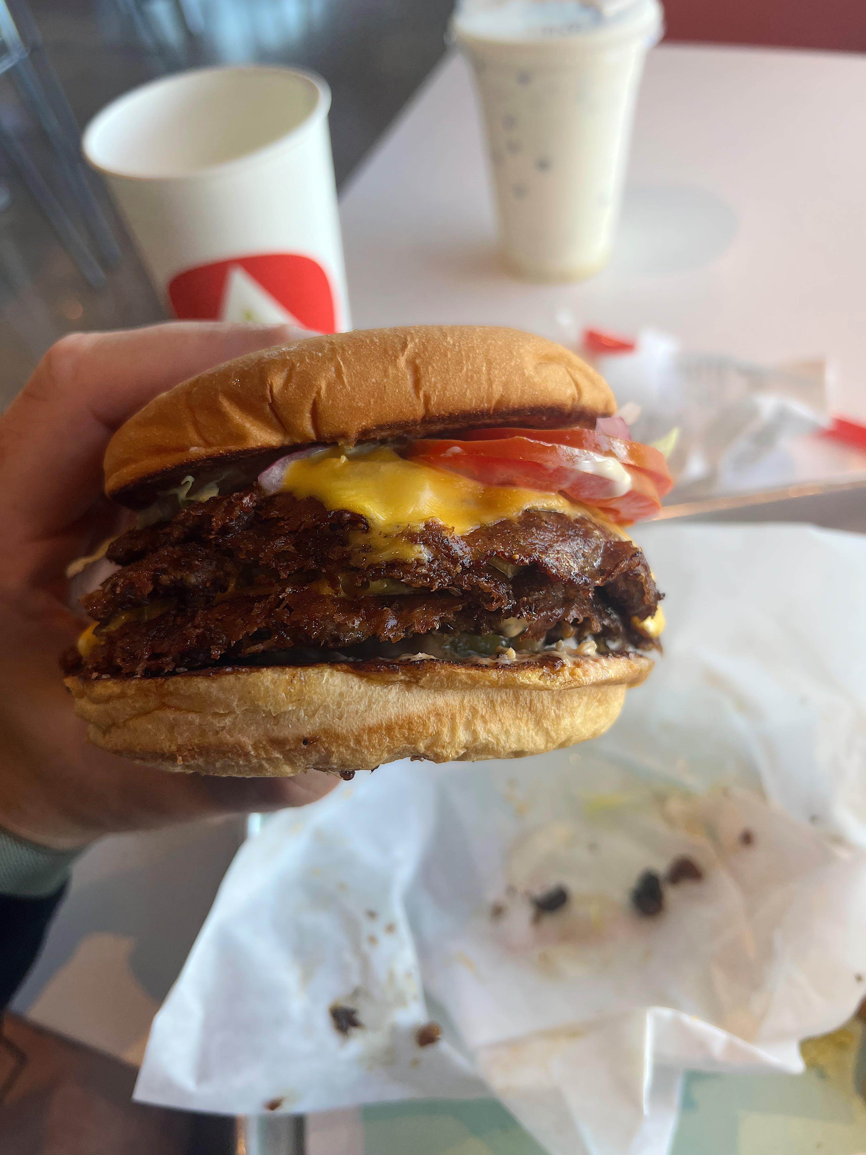 sundays-are-for-smash-burgers-right-triple-smash-burger-cali-style