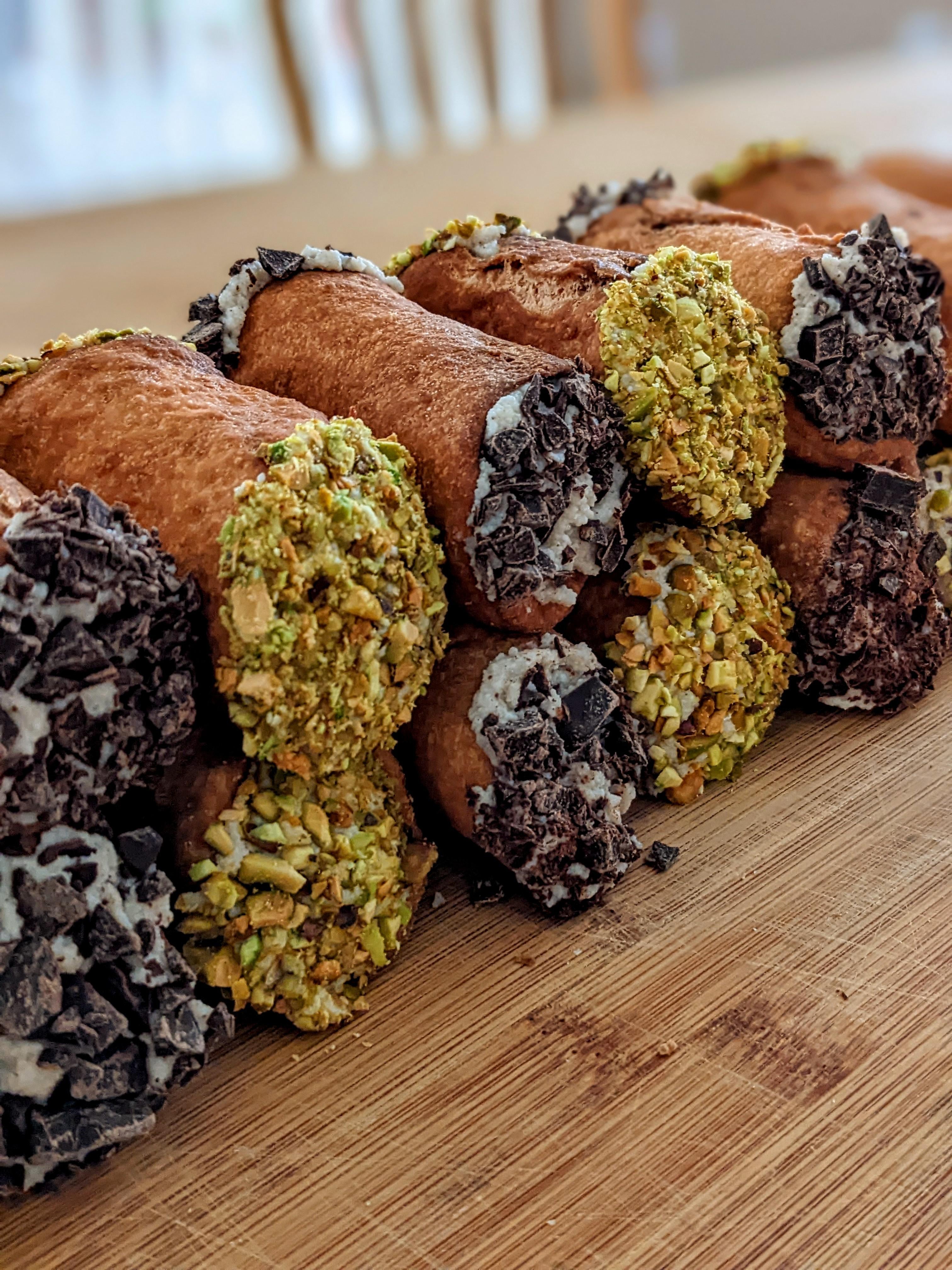 Homemade Cannolis Dining And Cooking