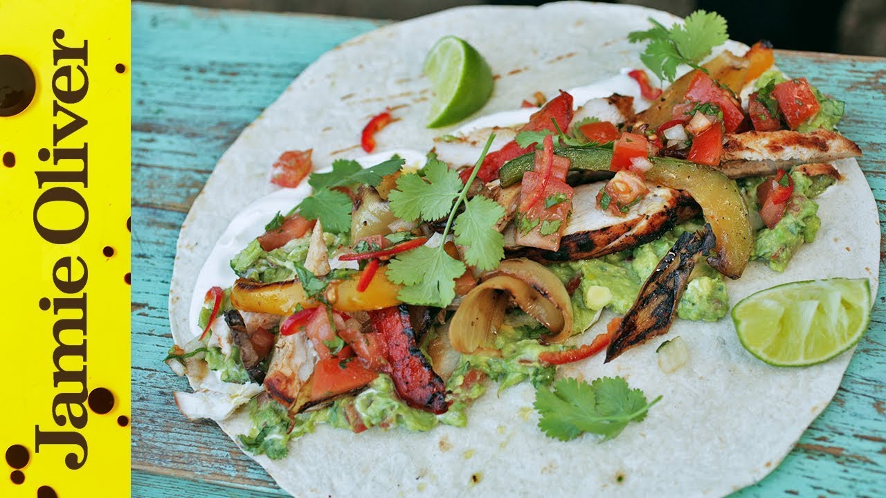 Bbq Chicken Fajitas With Spicy Guacamole 