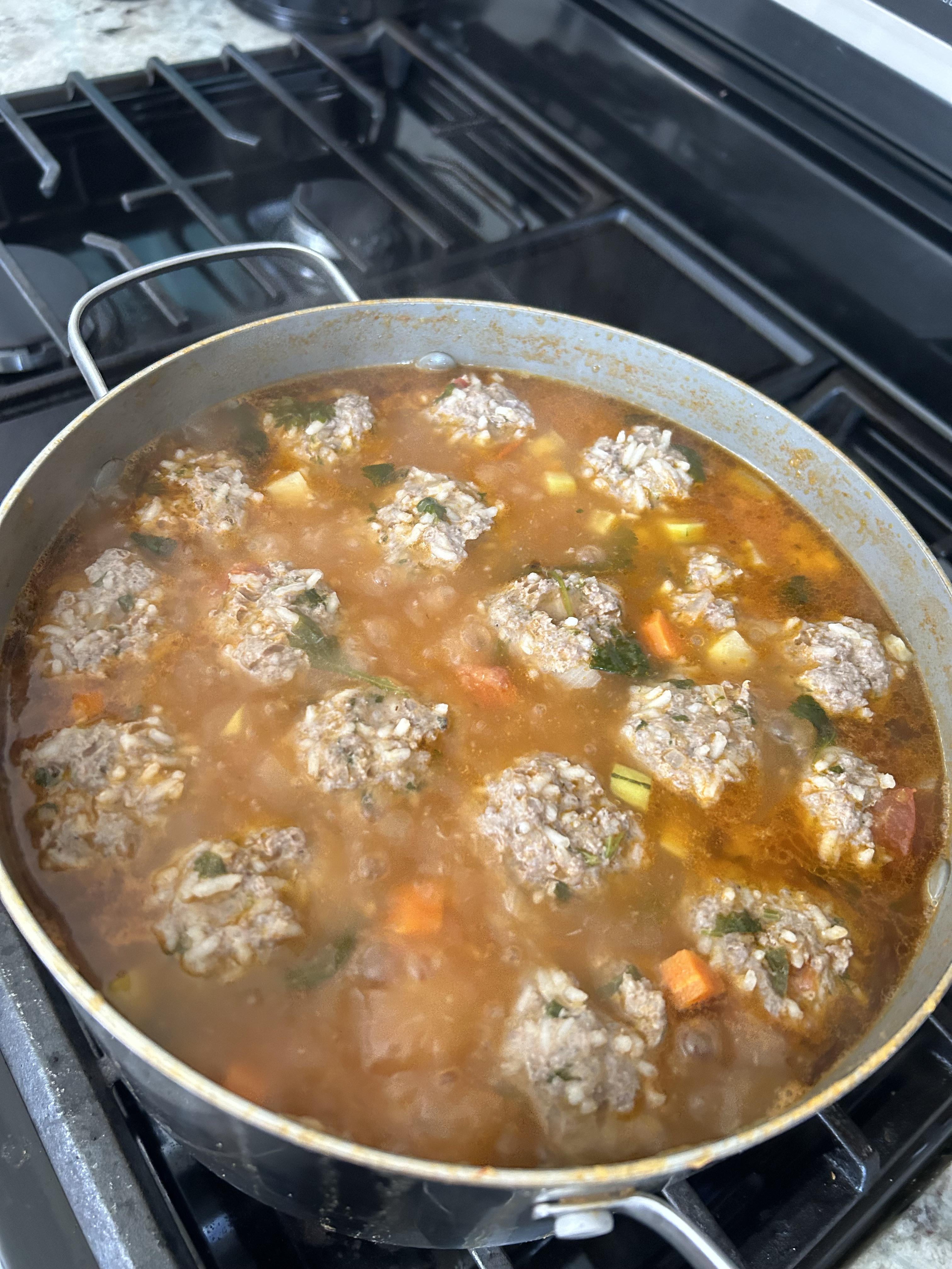 Albóndigas con verduras - Dining and Cooking