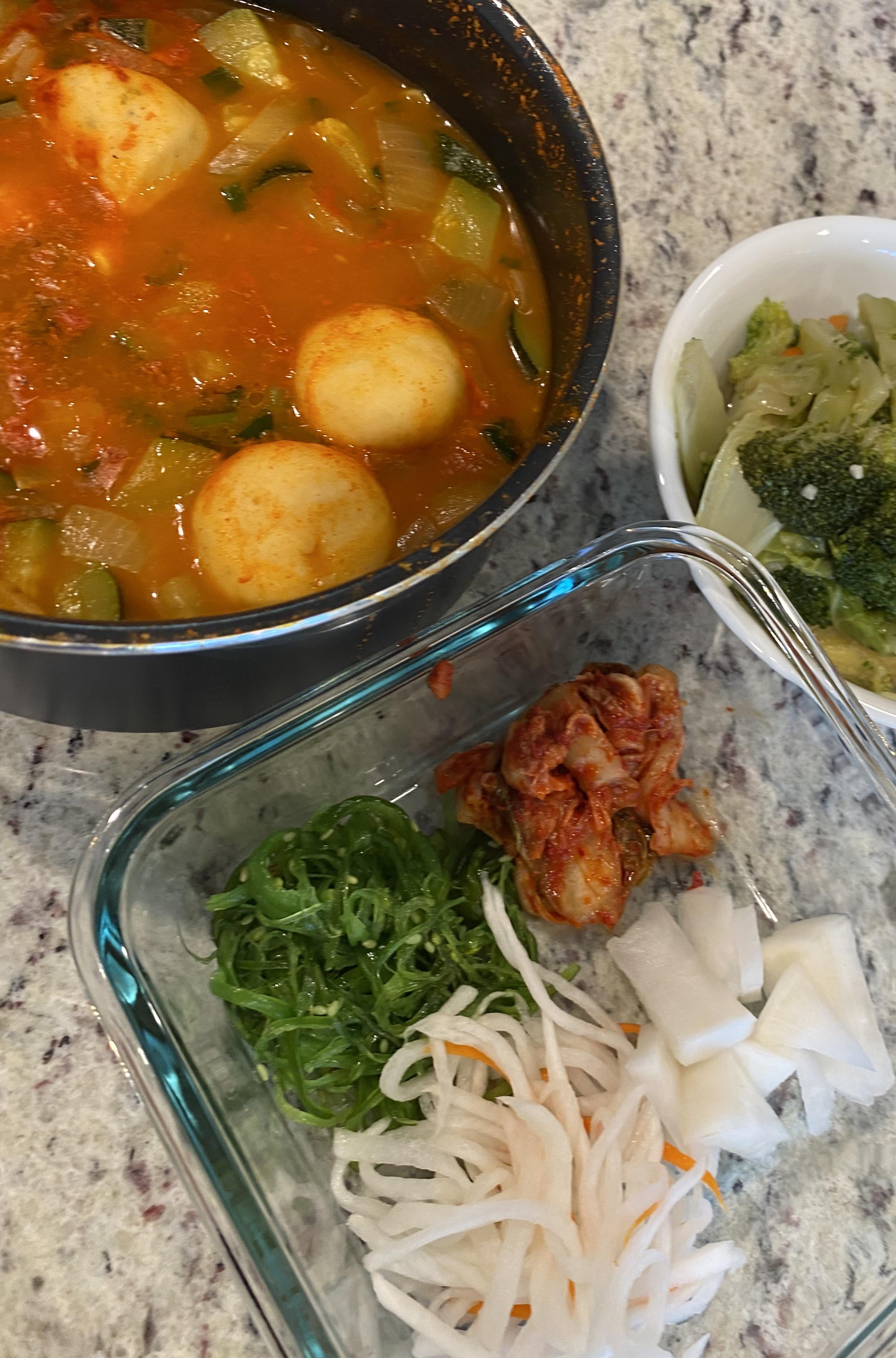 Korean tofu soup with fish balls and chicken, Garlic stir fry veggies ...