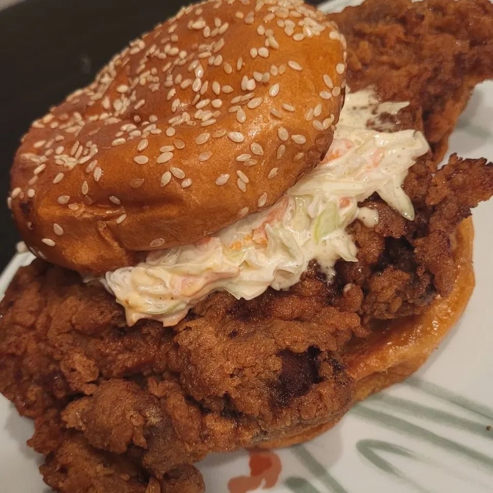 Chicken sandwich w/coleslaw pasta salad - Dining and Cooking